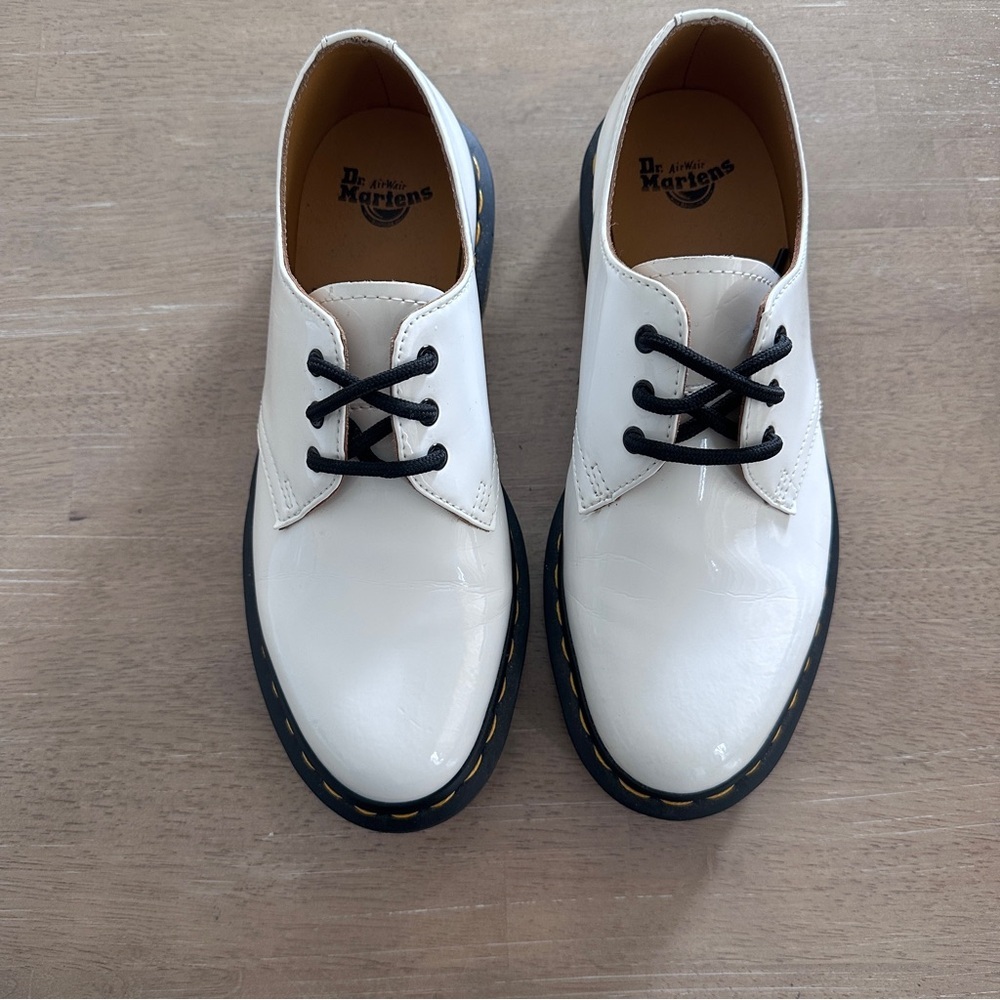 Dr. Martens 1461 Mono White Oxford Shoes - Picture 2 of 5
